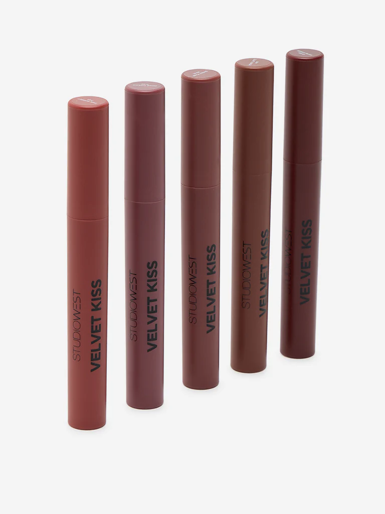 Studiowest Velvet Kiss Slim Stick Sweet Plum MV-01 Lipstick - 2 gm - Image 4