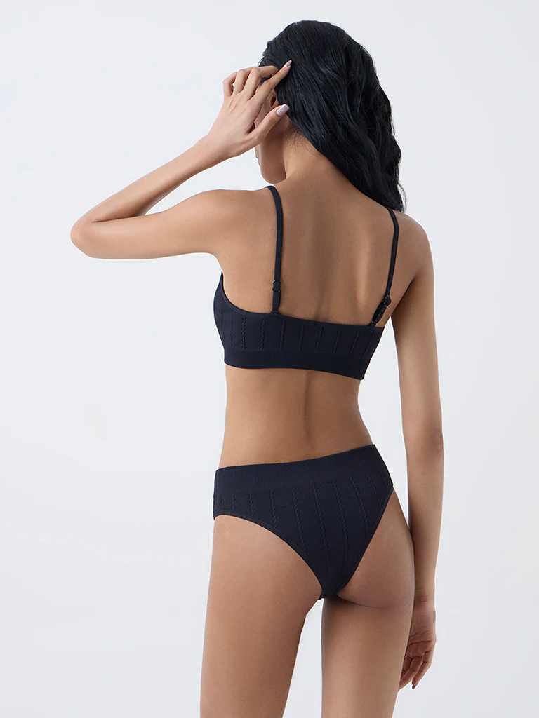 Superstar Black Seam-Free Padded Bra - Image 4