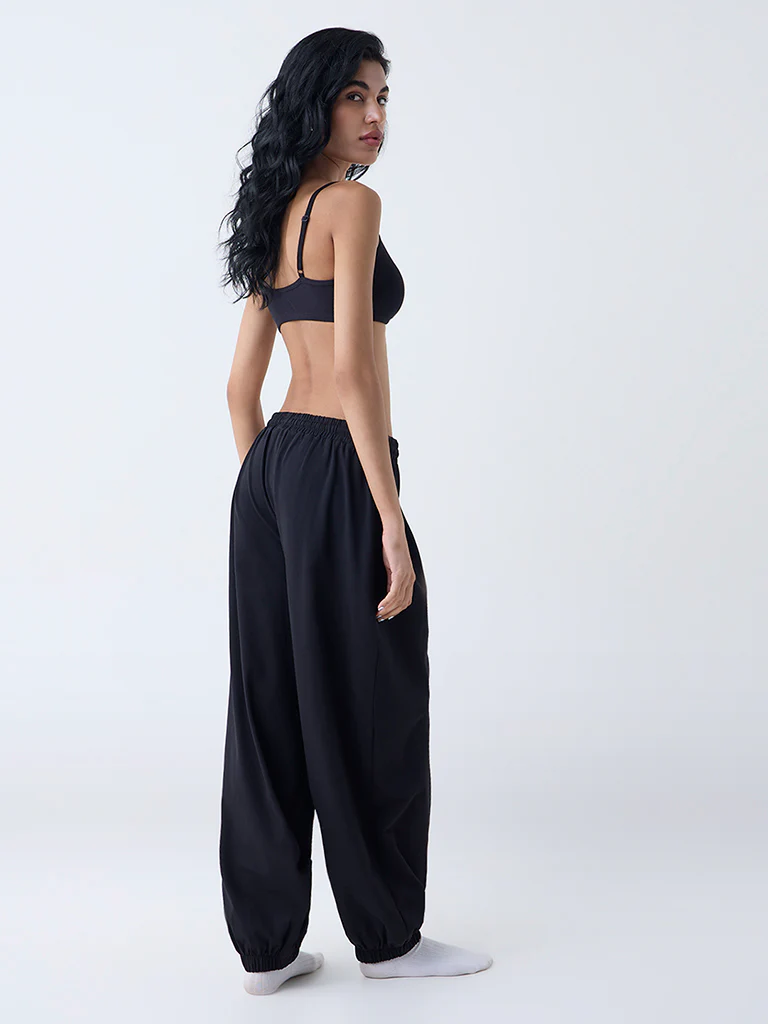 Superstar Black Solid High-Rise Cotton-Blend Joggers - Image 4