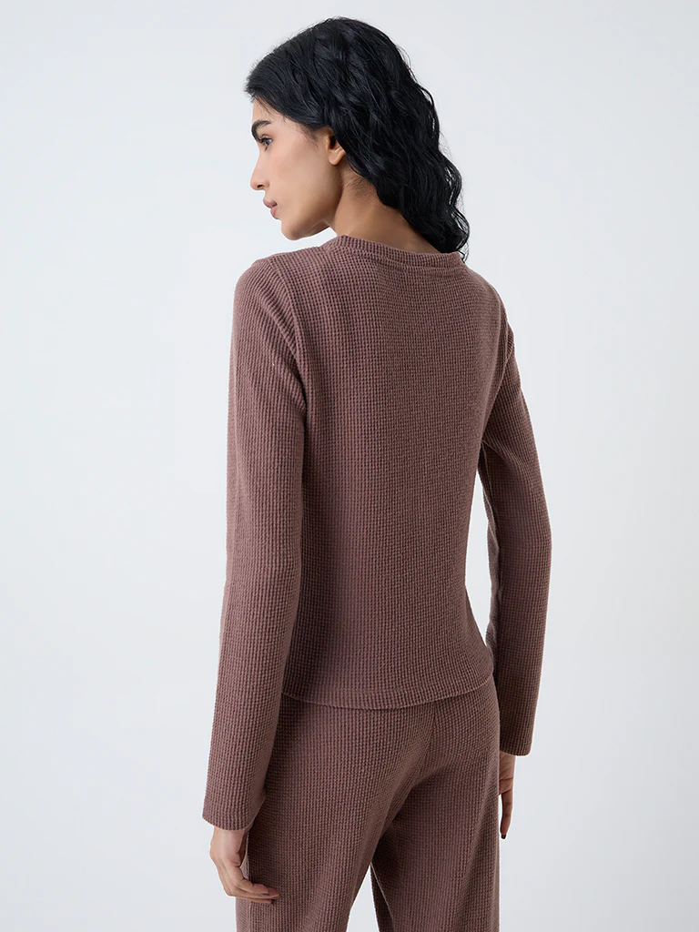 Superstar Brown Waffle-Textured Top - Image 4