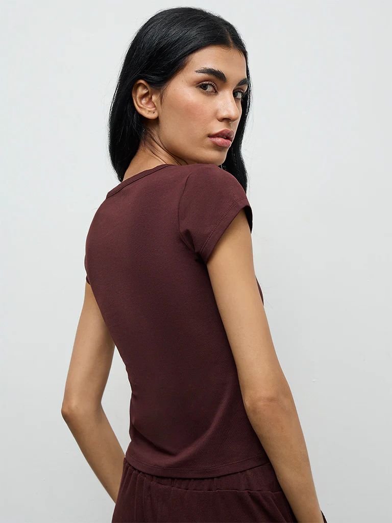 Superstar Dark Brown Solid Cotton-Blend Top - Image 4