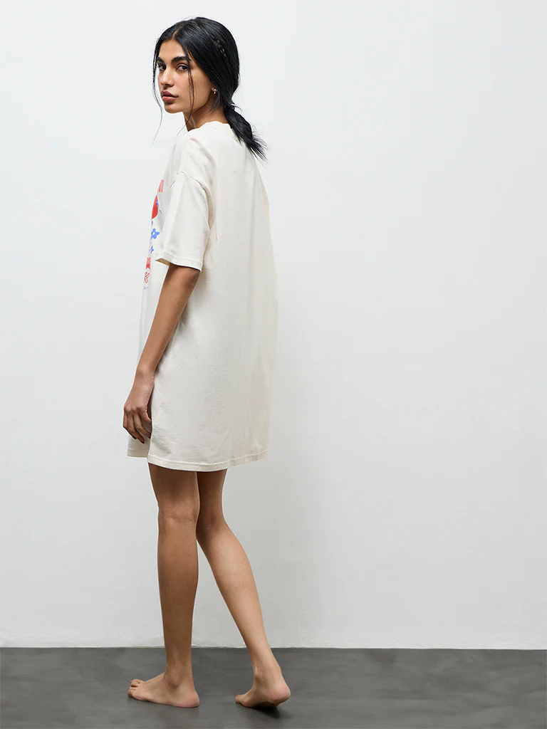 Superstar Off-White Graphic Printed Cotton T-Shirt Dress - Image 4