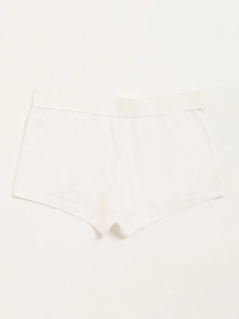 Superstar White Solid Boy Shorts Cotton-Blend Briefs - Image 6