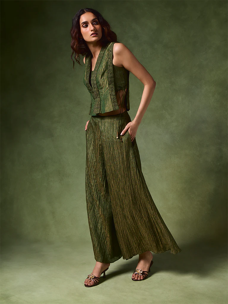Textured Top, Pants and Camisole Set – Green