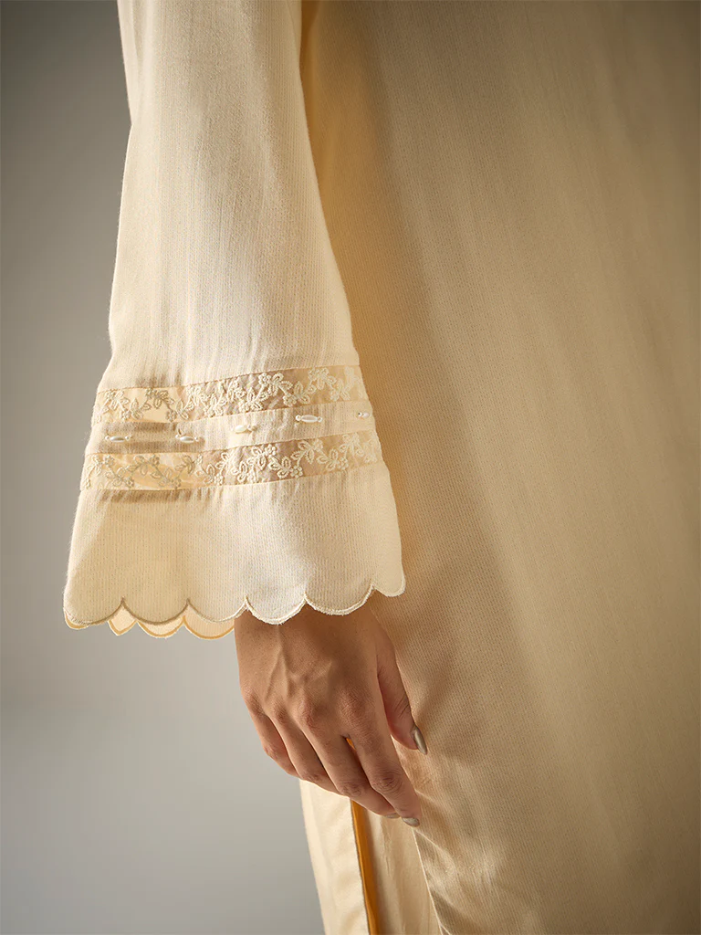 Three Piece Kurta Set – Cream - Image 4