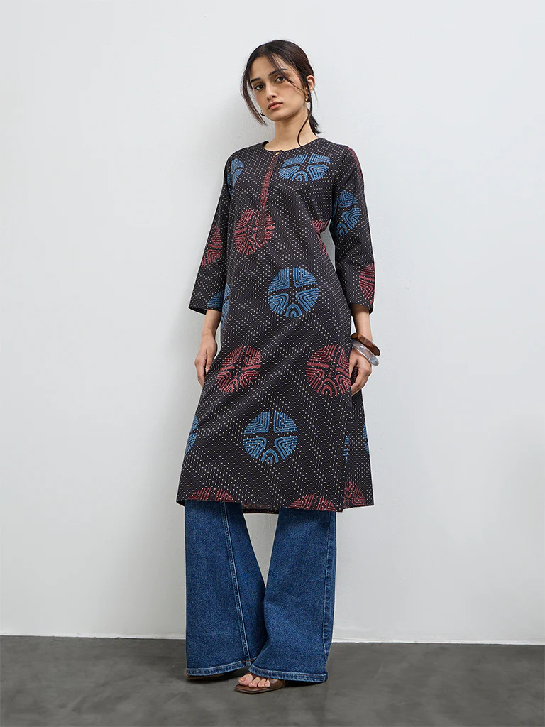 Utsa Black Badla Printed Cotton Straight Kurta