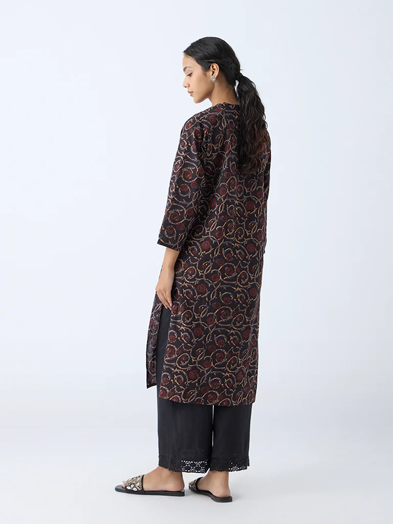 Utsa Black Botanical Printed Straight Cotton Kurta - Image 4