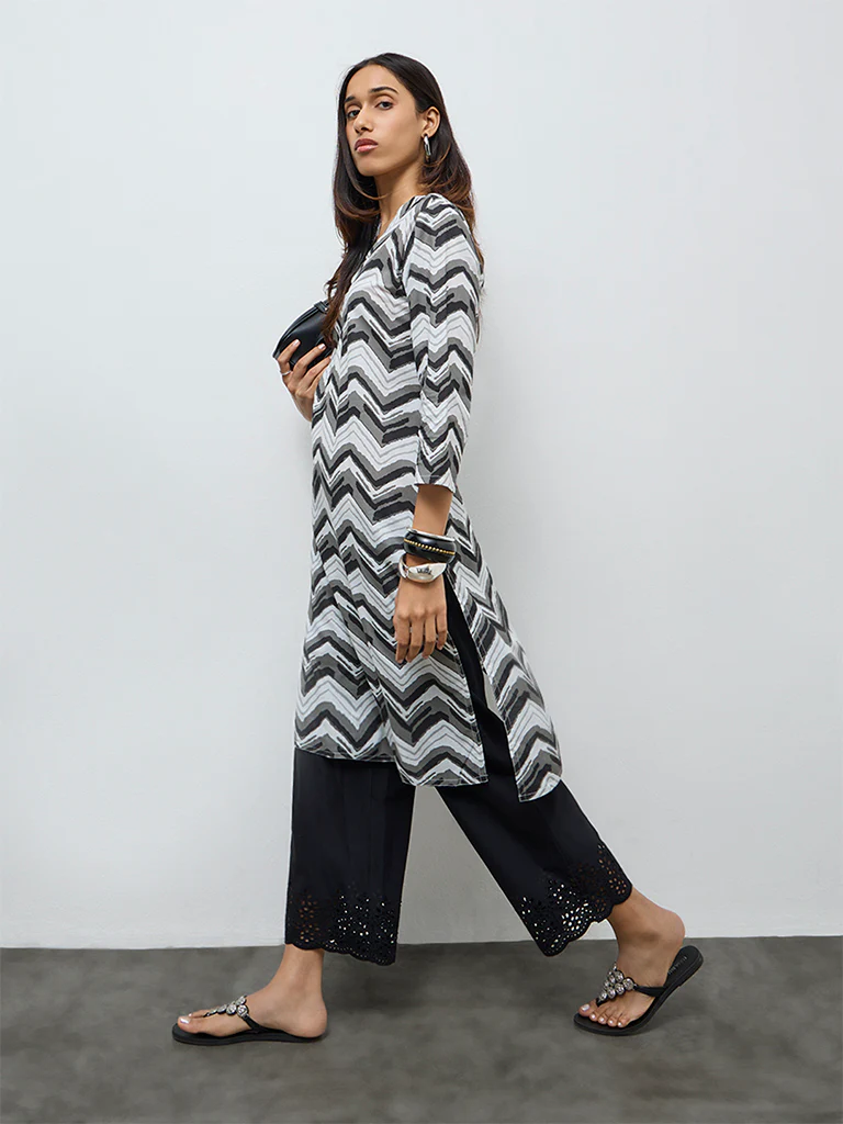 Utsa Black Chevron Cotton Straight Kurta - Image 2