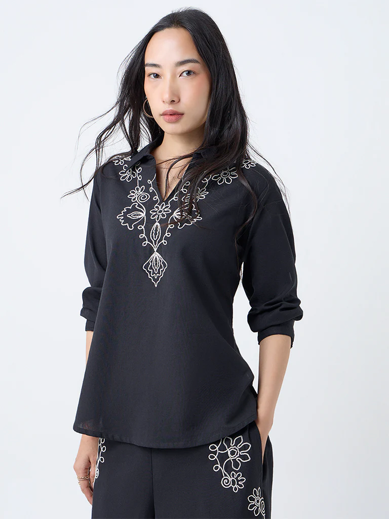 Utsa Black Embroidered Cotton-Blend Tunic