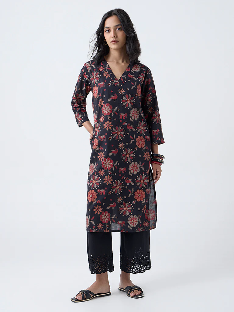 Utsa Black Floral Detailed Straight Cotton Kurta - Image 2