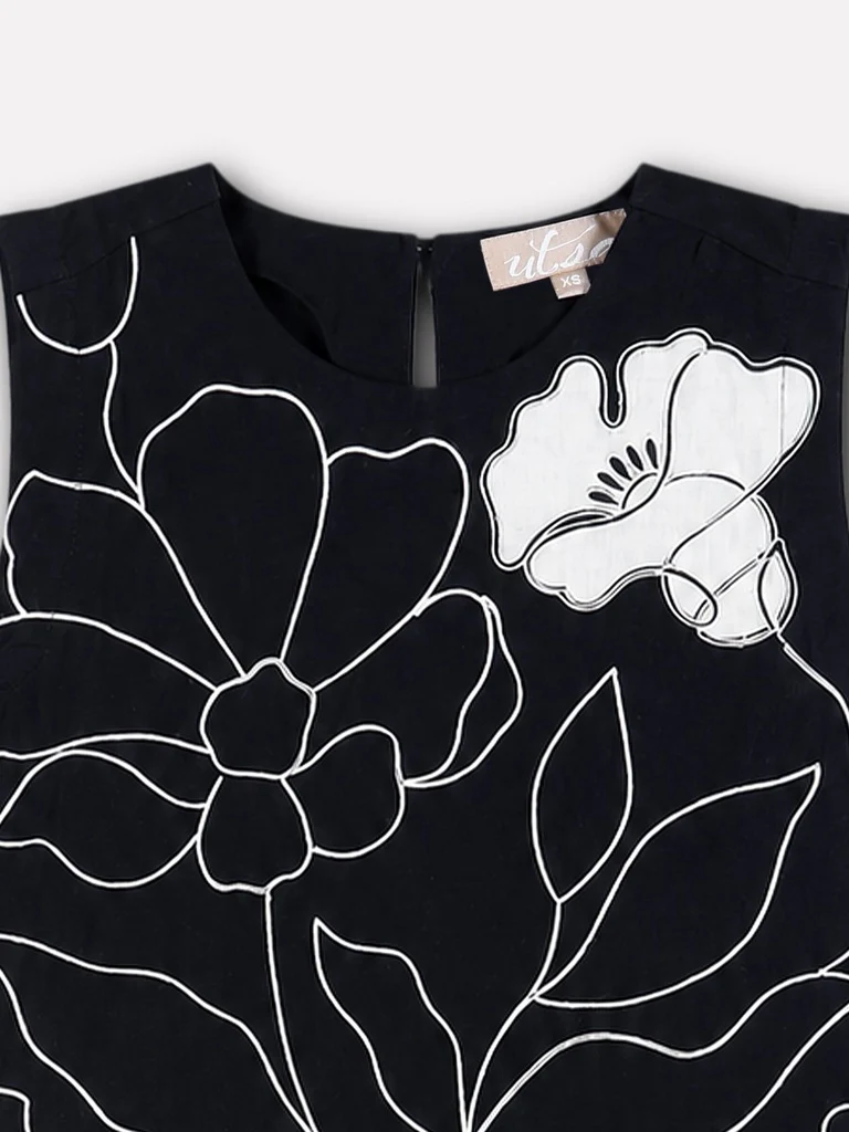 Utsa Black Floral Printed Cotton-Blend Tunic - Image 7