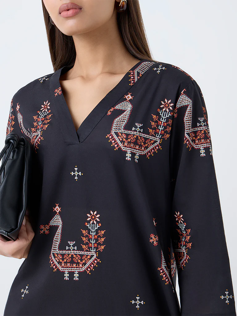 Utsa Black Peacock Printed Cotton Straight Kurta - Image 3