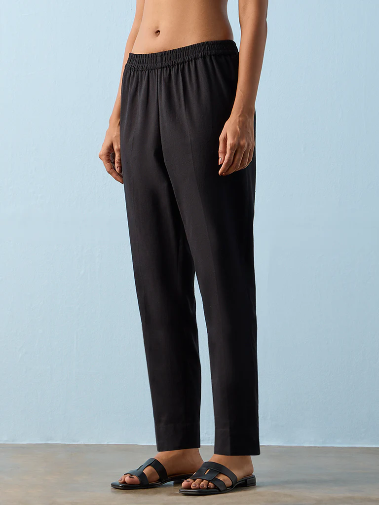 Utsa Black Solid Cotton-Blend Pants