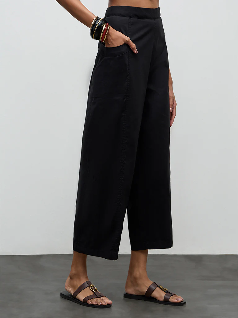 Utsa Black Solid Cotton Pants