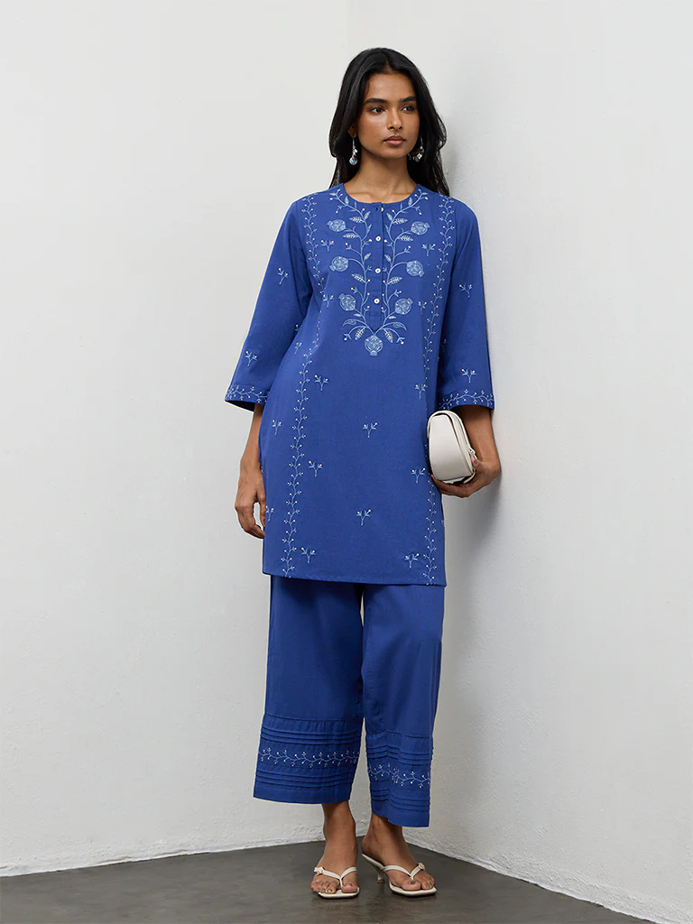 Utsa Blue Floral Embroidered Cotton-Blend Kurta - Image 2