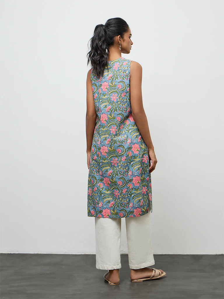 Utsa Blue Floral Printed Cotton A-Line Kurta - Image 4