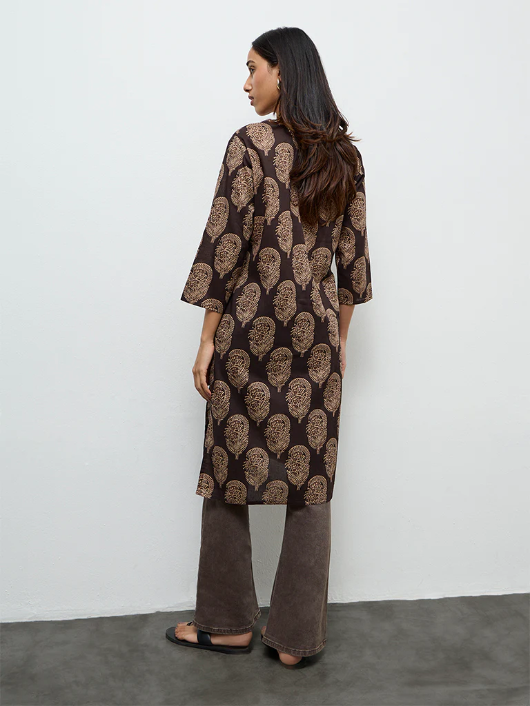 Utsa Dark Brown Paisley Printed Cotton Straight Kurta - Image 4