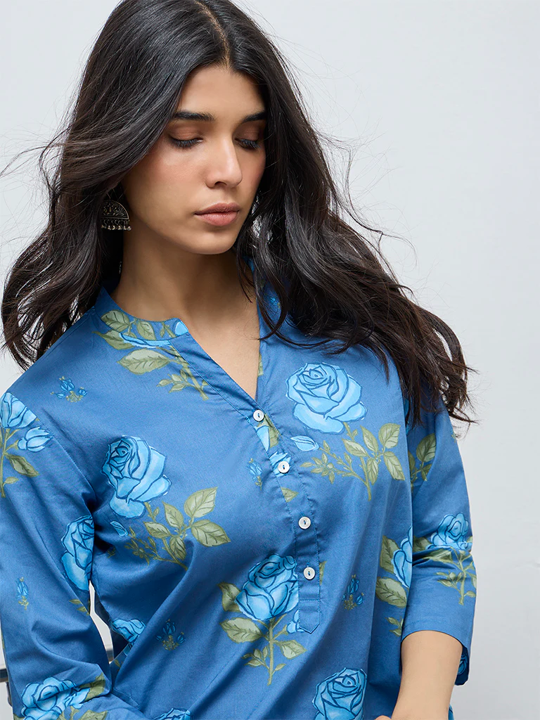 Utsa Dusty Blue Floral Printed Cotton Straight Kurta - Image 3