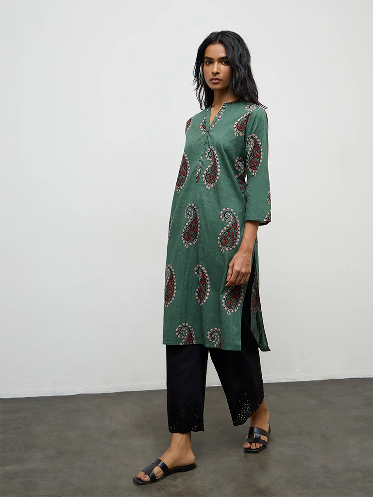 Utsa Green Paisley Printed Cotton Straight Kurta - Image 2