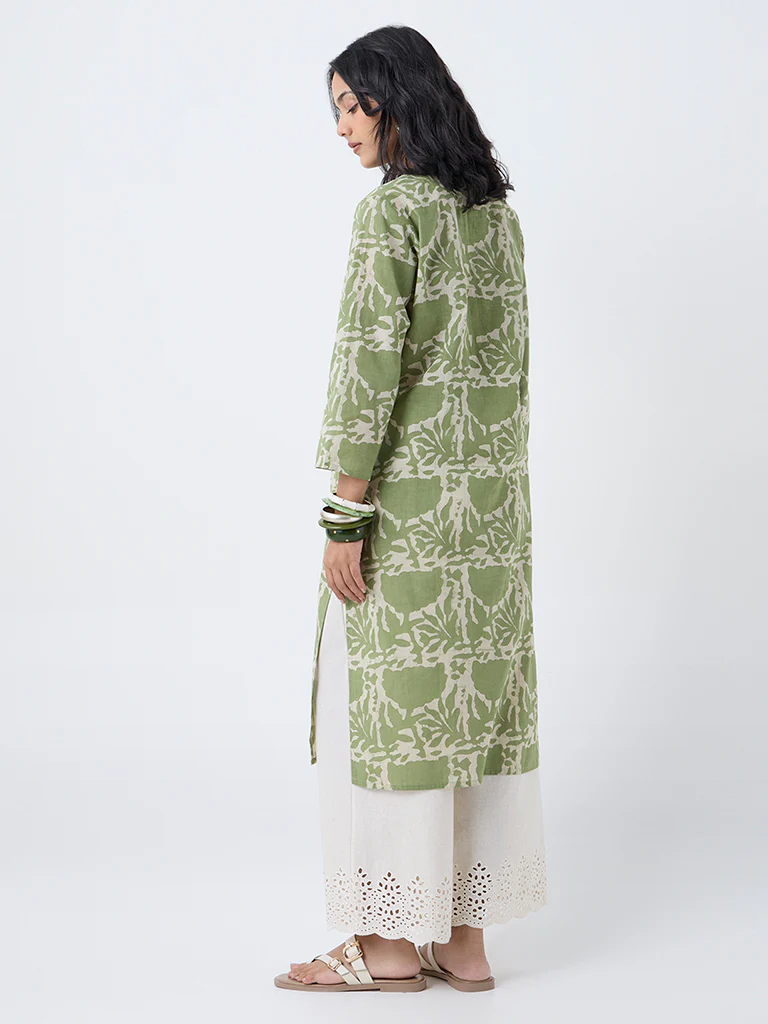 Utsa Green Printed Cotton Straight Kurta - Image 4