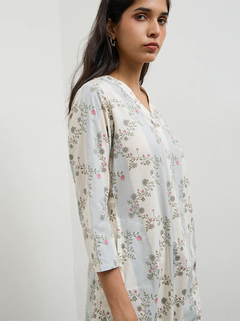 Utsa Grey Floral Printed Cotton Straight Kurta - Image 3