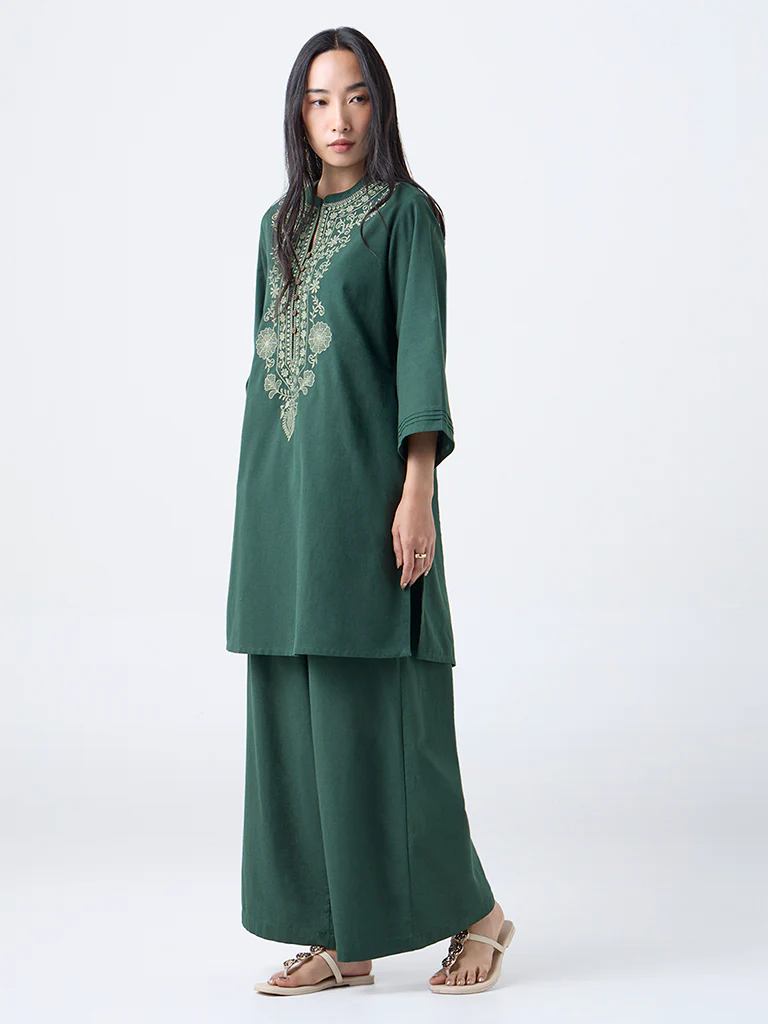 Utsa Jade Green Floral Embroidered Cotton-Blend A-Line Kurti - Image 2