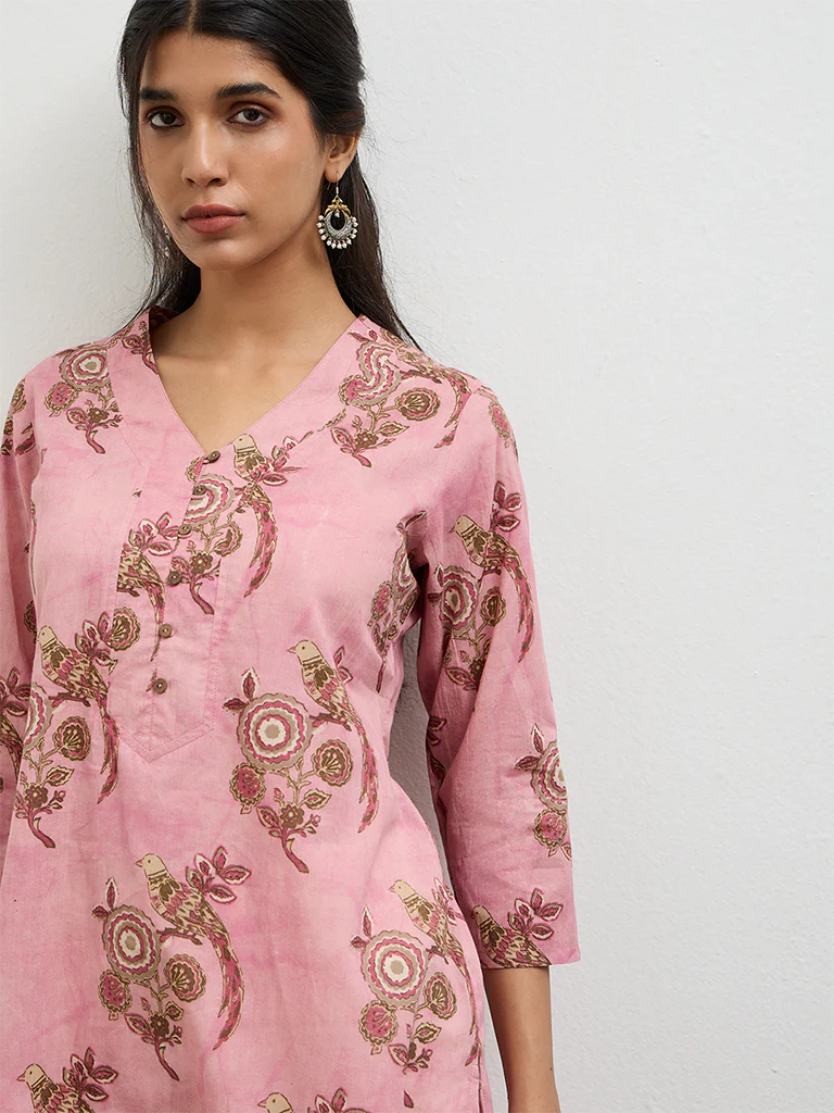 Utsa Light Pink Floral Printed Cotton Straight Kurta - Image 3