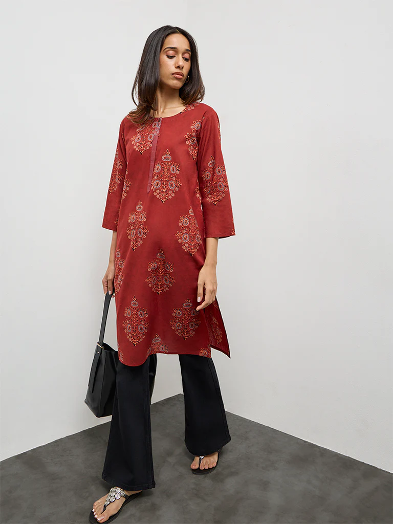 Utsa Maroon Botanical Design Cotton Straight Kurta - Image 2