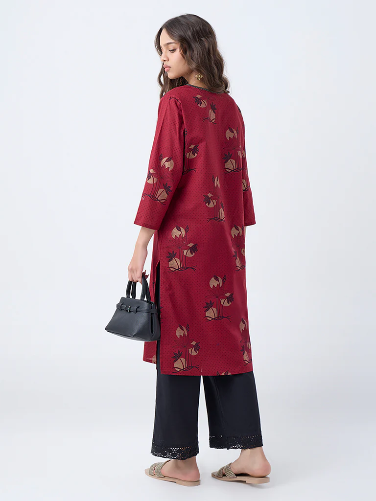 Utsa Maroon Floral Printed Cotton Straight Kurta - Image 4