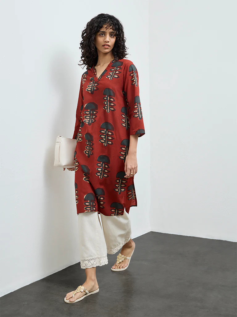 Utsa Maroon Foliage Printed Cotton A-Line Kurta - Image 2