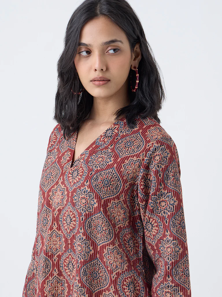 Utsa Maroon Kantha Embroidered Cotton Straight Kurta - Image 3