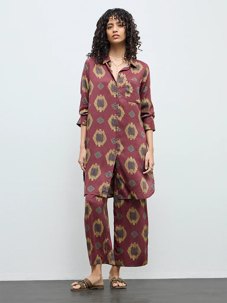 Utsa Maroon Printed A-Line Cotton Kurta - Image 2
