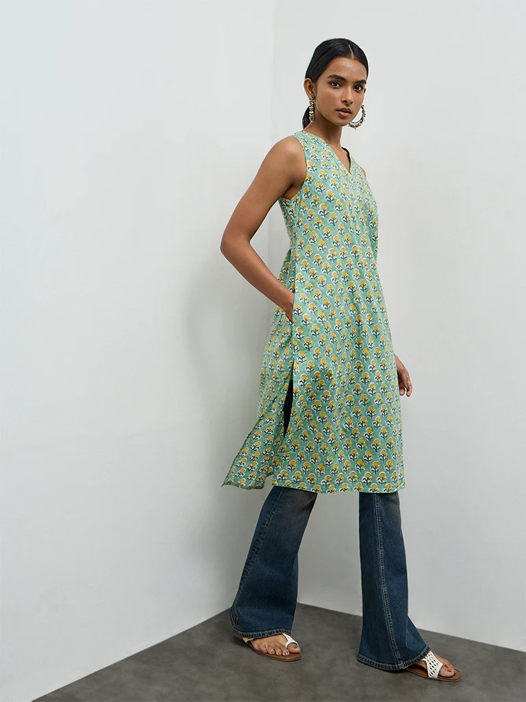 Utsa Mint Floral Printed Cotton Straight Kurta