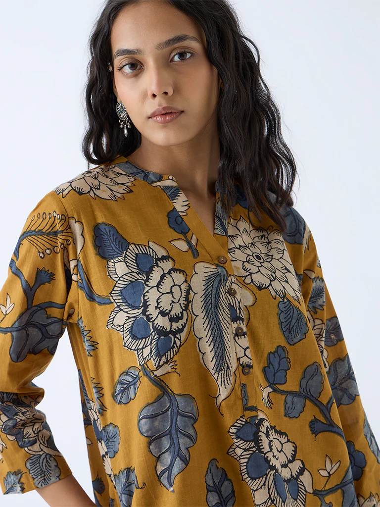 Utsa Mustard Foliage Printed Straight Kurta - Image 3