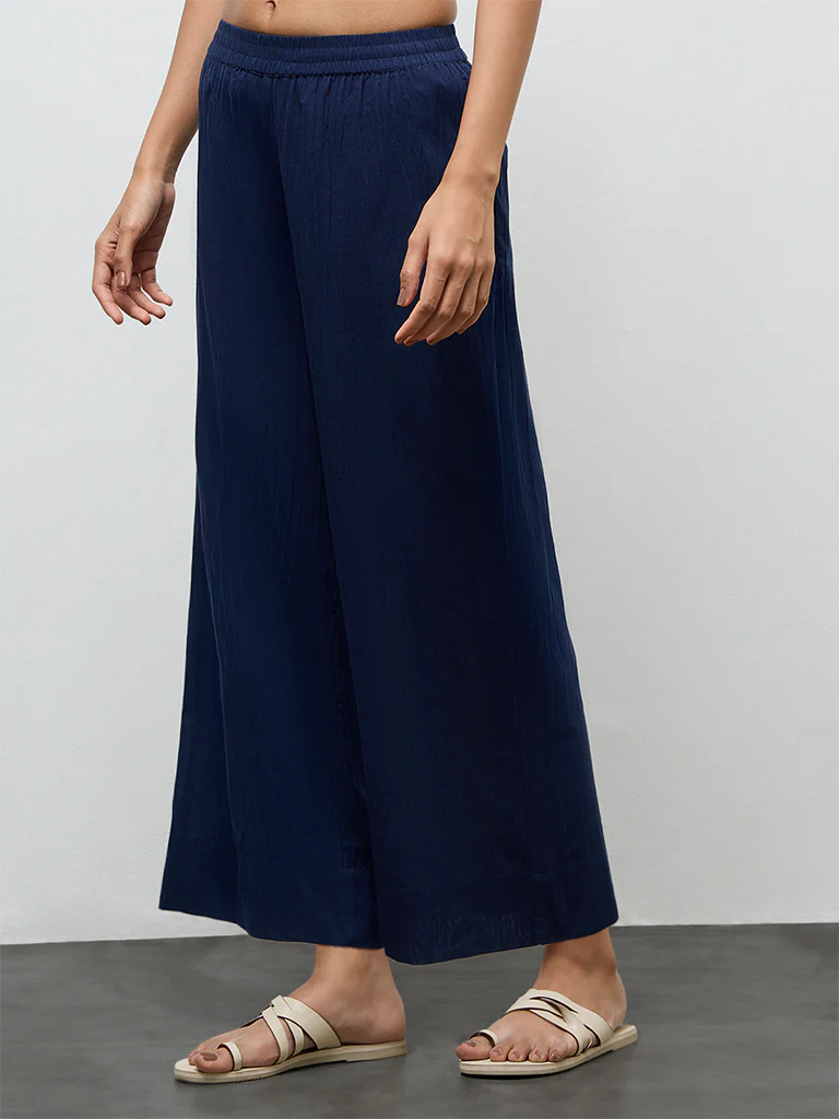 Utsa Navy Crinkle-Textured Cotton Pants