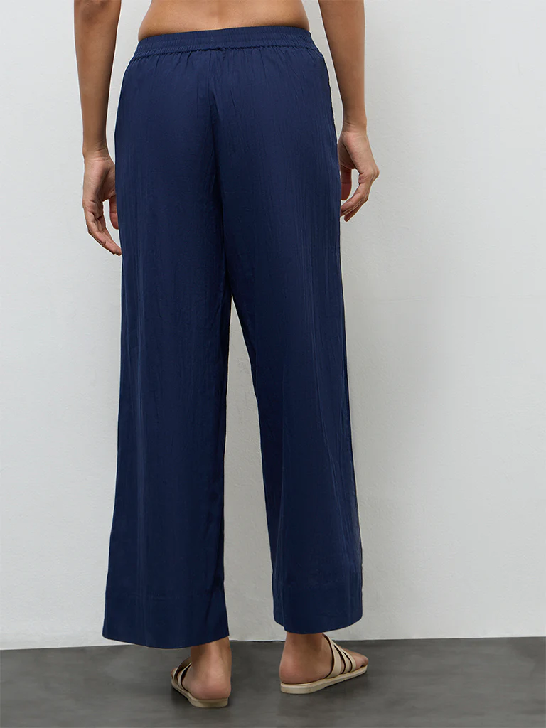 Utsa Navy Crinkle-Textured Cotton Pants - Image 4