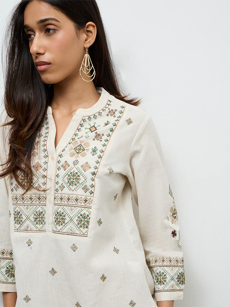 Utsa Off-White Aztec Embroidered Cotton-Blend Tunic - Image 3