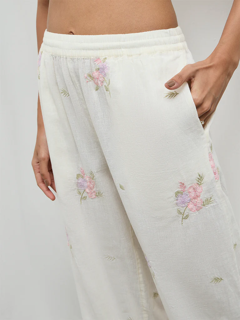 Utsa Off-White Embroidered Cotton-Blend Pants - Image 3