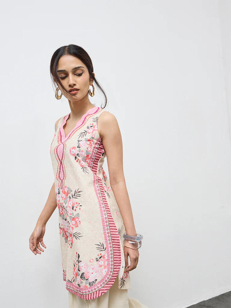 Utsa Off-White Floral Design Cotton Straight Kurta - Image 2