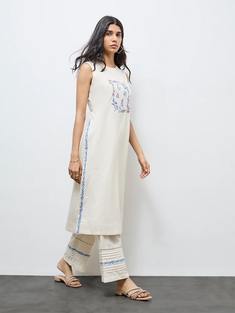 Utsa Off-White Floral Embroidered A-Line Cotton-Blend Kurta