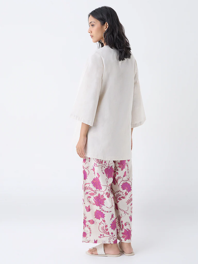 Utsa Off-White Floral Embroidered Cotton-Blend Tunic - Image 4