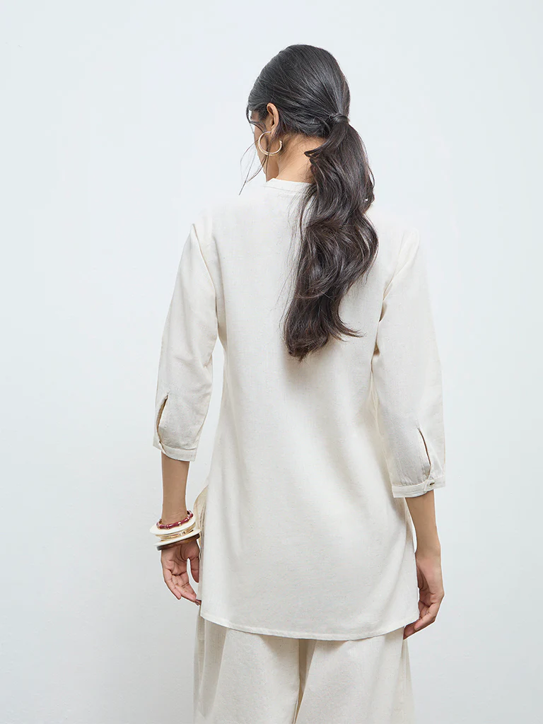 Utsa Off-White Floral Embroidered Cotton-Blend Tunic - Image 4