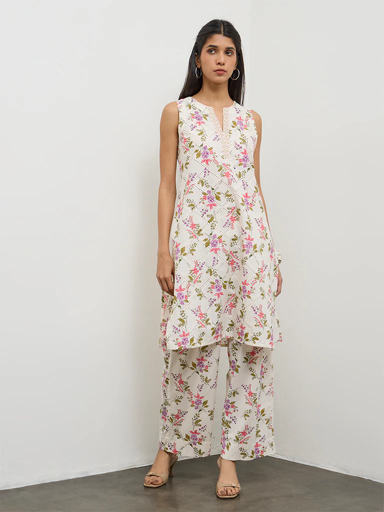 Utsa Off-White Floral Pattern Cotton Pants - Image 2