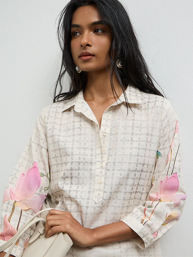 Utsa Off-White Floral Printed A-Line Kurta - Image 3