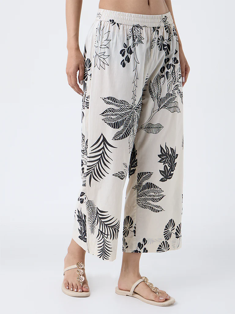 Utsa Off-White Foliage Printed Cotton Ethnic Pants