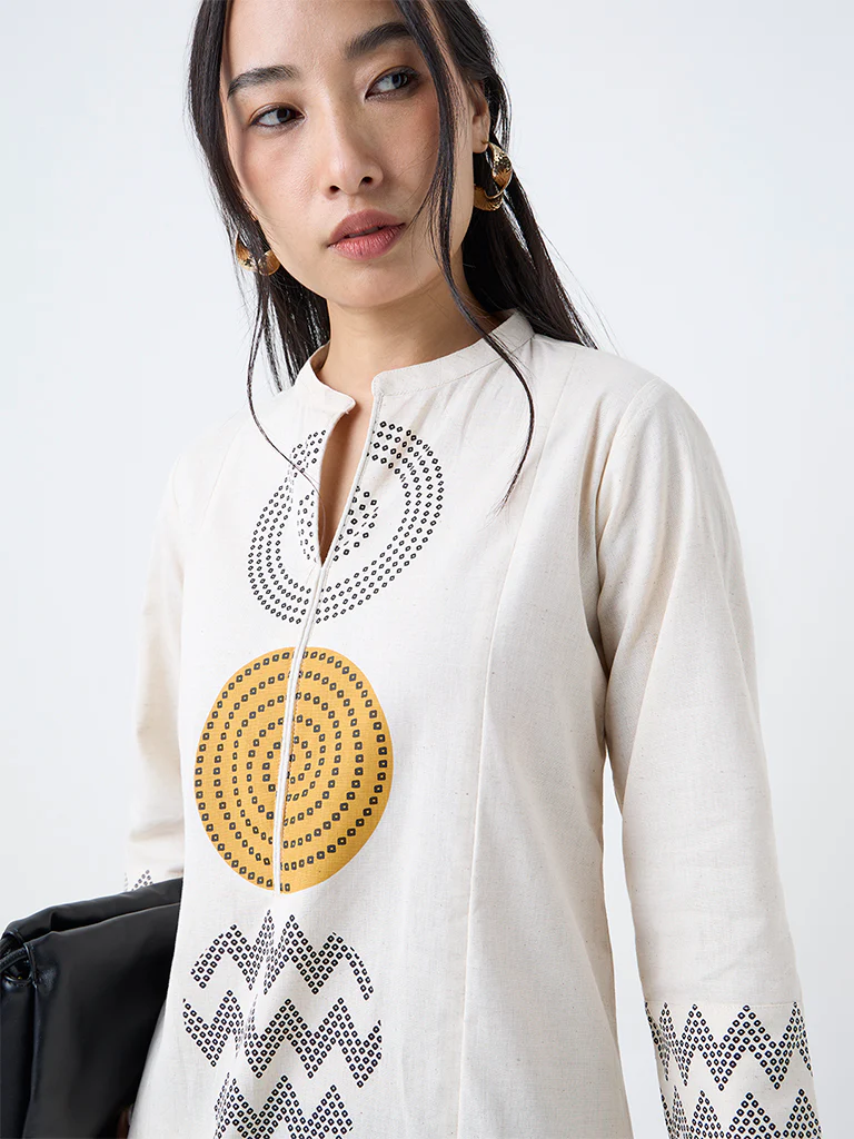 Utsa Off-White Geometric Design Cotton-Blend A-Line Kurta - Image 3