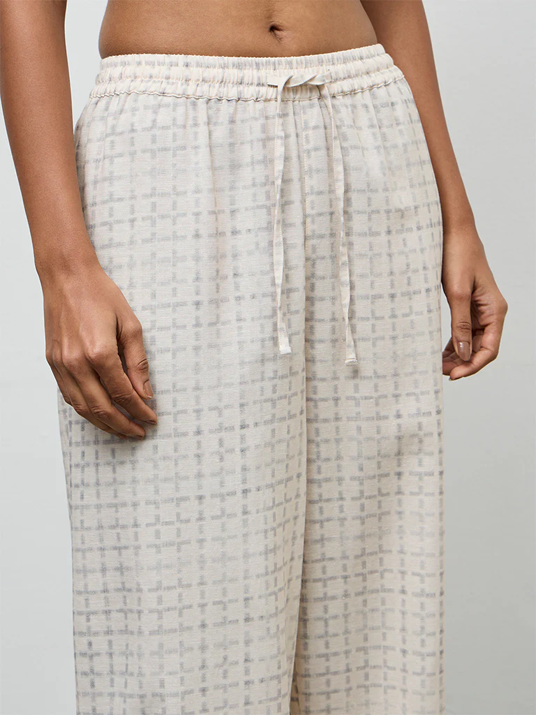 Utsa Off-White Geometrical Printed Ethnic Pants - Image 3