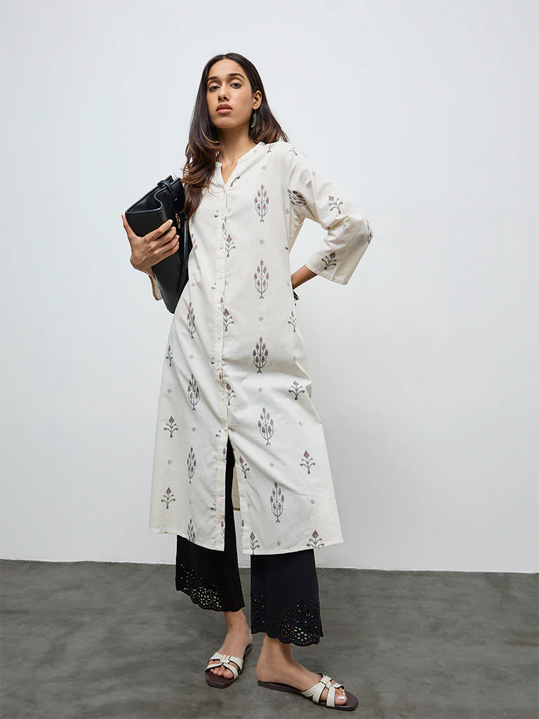 Utsa Off-White Ikat Cotton-Blend A-Line Kurta - Image 2