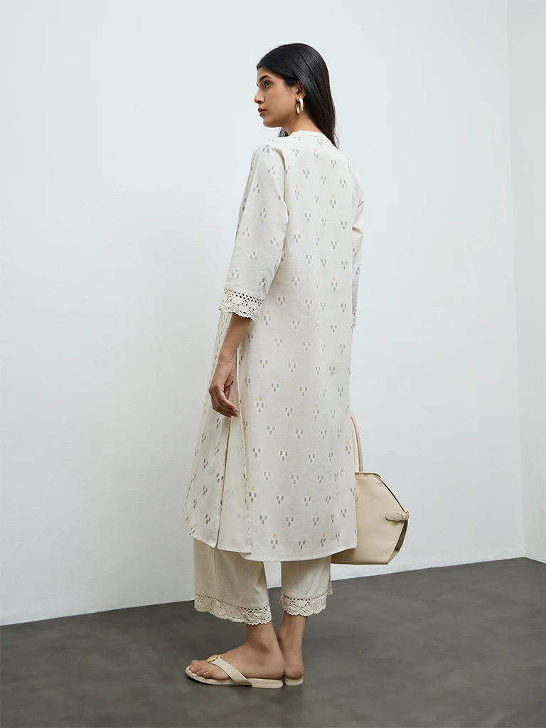 Utsa Off-White Ikat Printed Cotton-Blend A-Line Kurta - Image 4