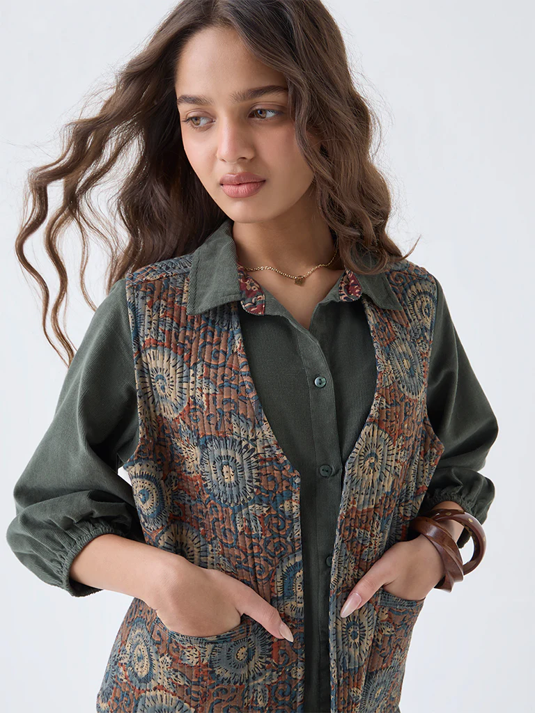 Utsa Olive Printed Reversible Cotton Jacket - Image 3